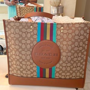 Coach Dempsey 40 Tote